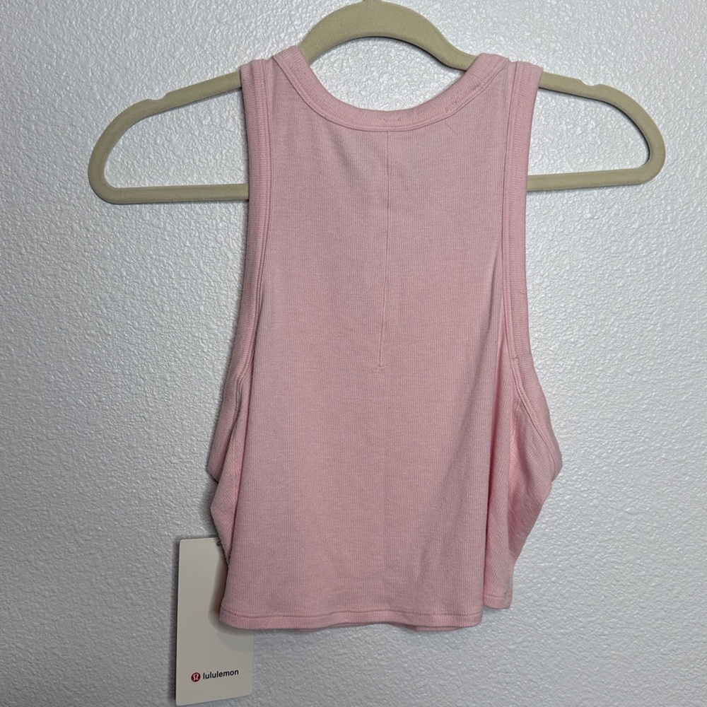 Lululemon Hold Tight Cropped Tank Top Light Pink 12 NWT - Picture 5 of 5
